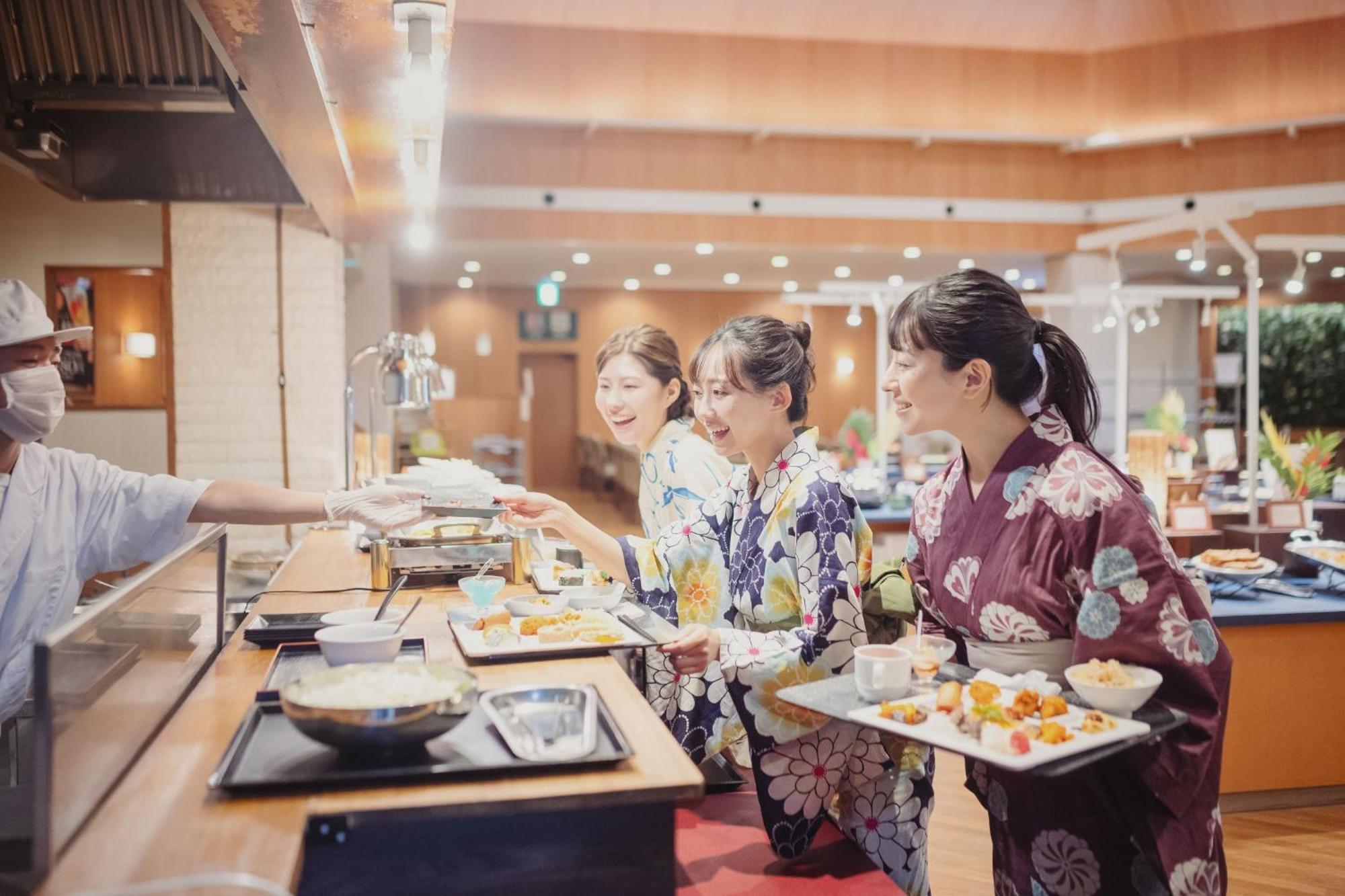 فندق Ooedo Onsen Monogatari Dogo ماتسوياما المظهر الخارجي الصورة