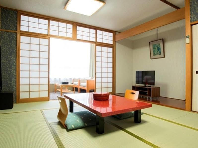 فندق Ooedo Onsen Monogatari Dogo ماتسوياما المظهر الخارجي الصورة